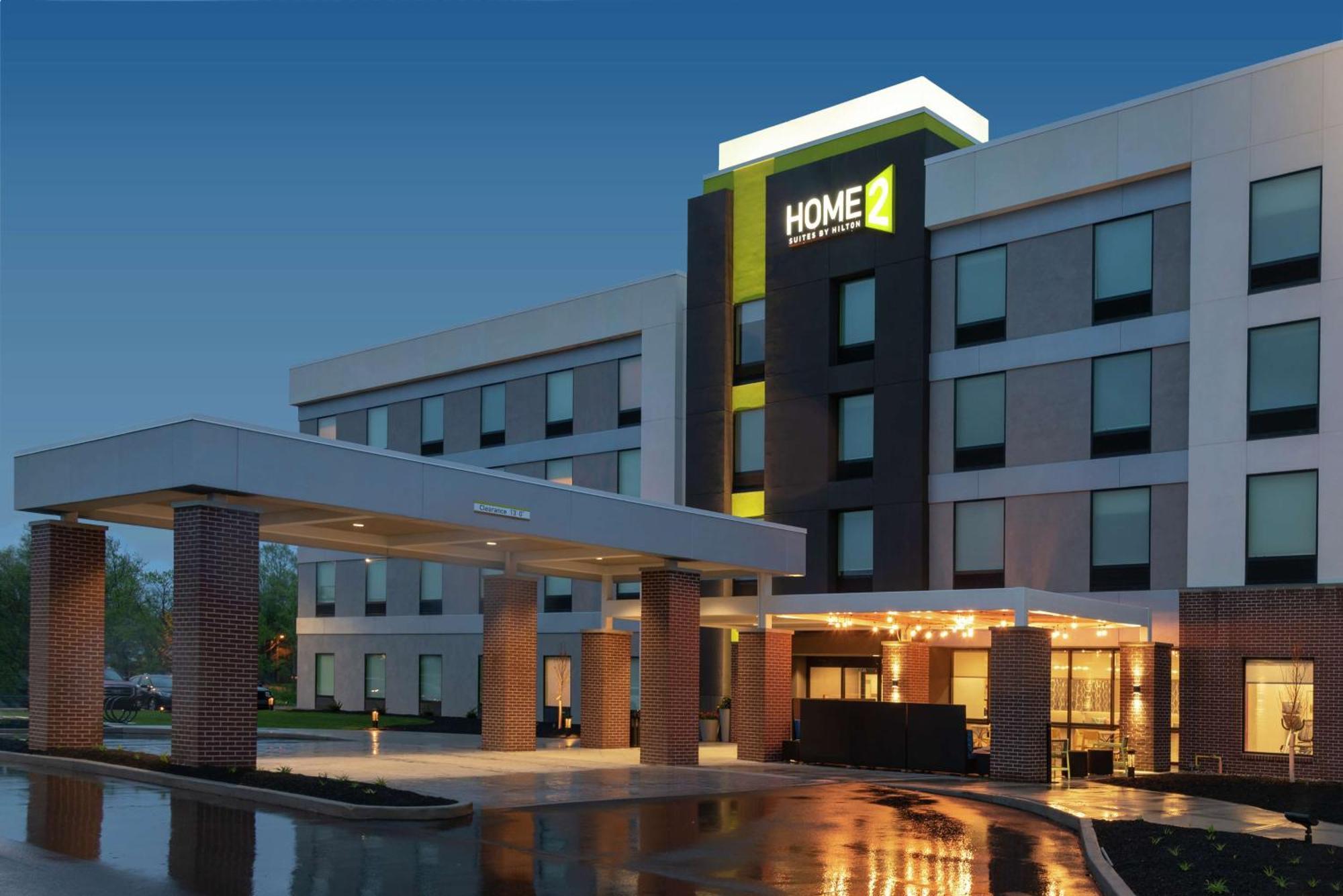 Home2 Suites By Hilton Indianapolis Airport Exterior photo